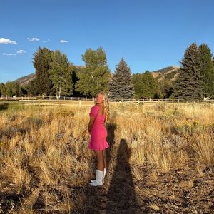 Meet your Posher, Megan